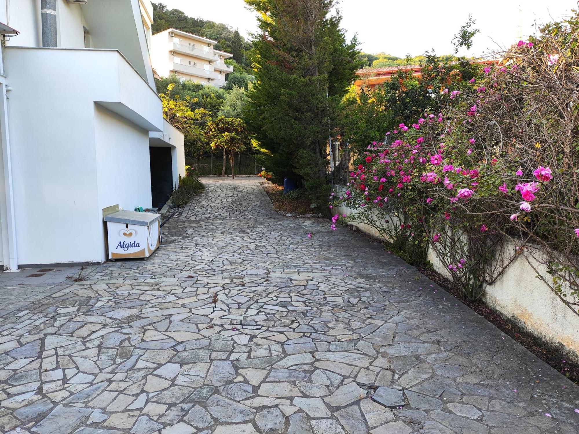 Theros Blu Sarakiniko (Epirus) Zewnętrze zdjęcie